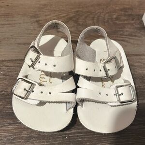Sun-San Saltwater Seawees baby girl sz 1 white leather sandal